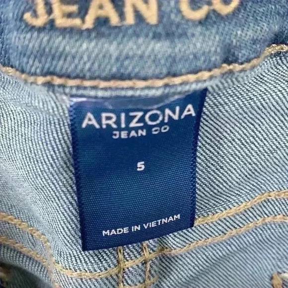 🆕NWT Arizona Jean Company Bermuda shorts - Picture 8 of 10